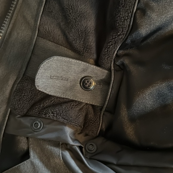 Helly Hansen | Ski ⛷️ Snowboard 🏂 Jacket - Picture 9 of 13